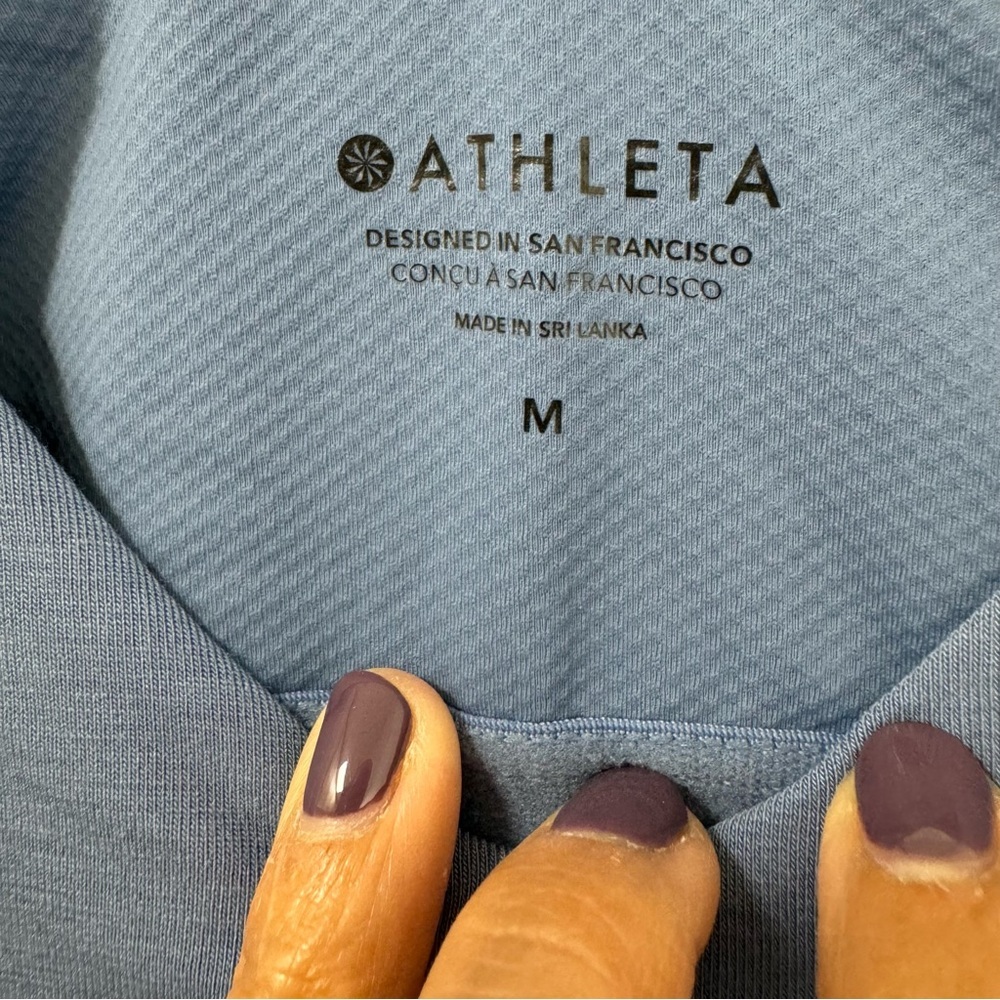 Athleta Essence Support top size medium NWT - Picture 7 of 11